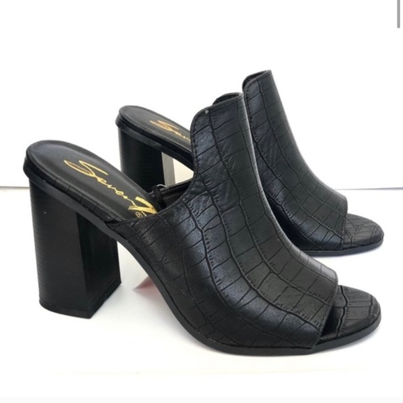Seven7 Shoes - Seven7 Isabella Mules NWOT
